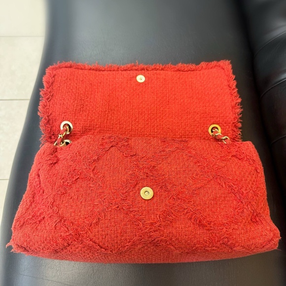 Chanel Red Jumbo CC Tweed Nature Flap Shoulder Bag & Dust bag - Picture 9 of 16